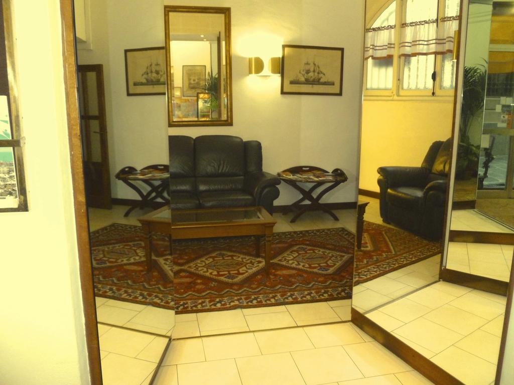 Hotel Agnello D'Oro Genova Génova Exterior foto